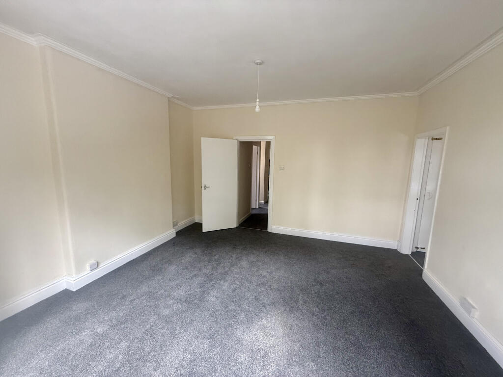 Additional image 7 of Yardley Wood Road, Moseley, B13