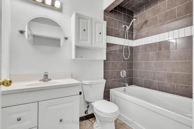 Additional image 19 of 119 Cedar St Unit 7