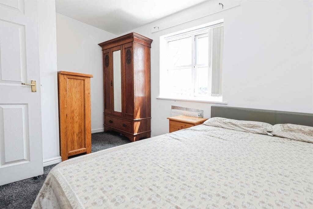 Additional image 9 of Hawksworth Crescent, Chelmsley Wood, BIRMINGHAM