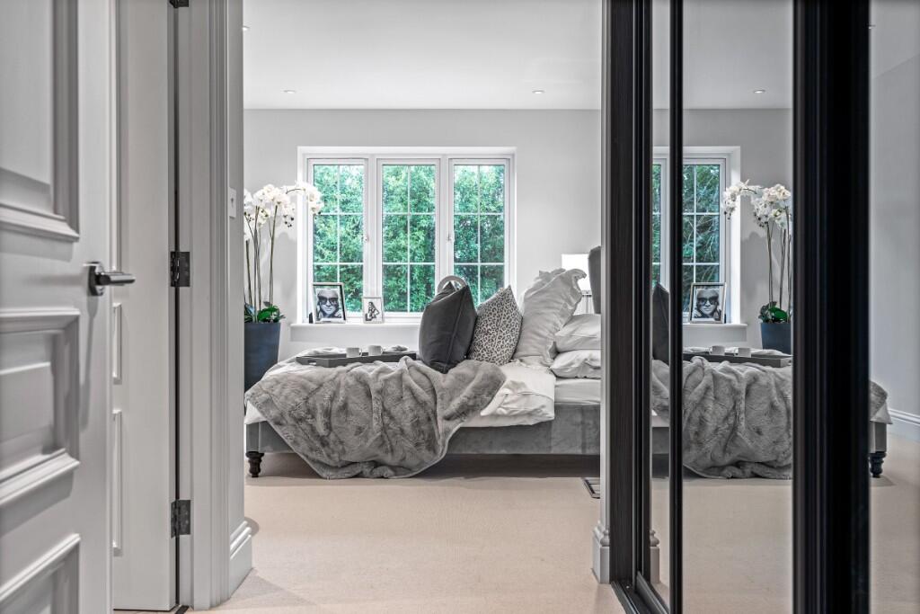 Additional image 14 of New Road, Digswell, Hertfordshire, AL6