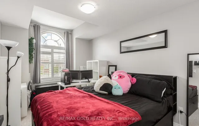 Additional image 40 of 43 Waterbridge St