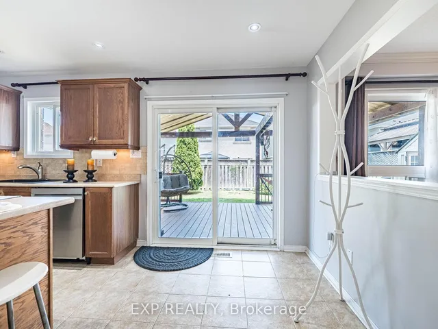 房产图片 21 - 202 Voyager Pass