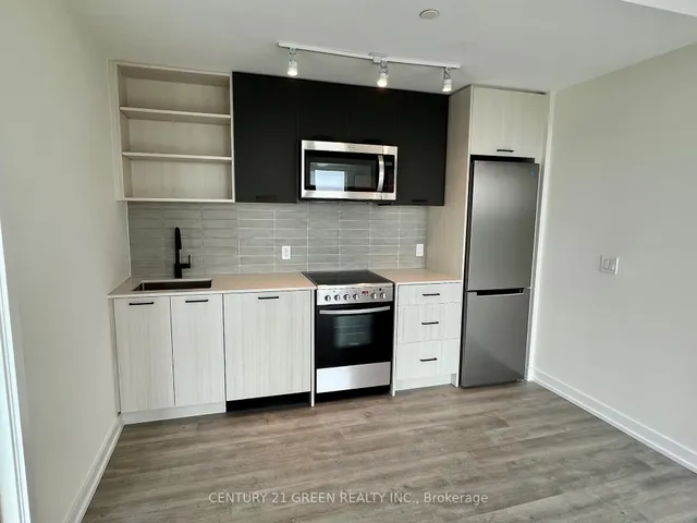 Additional image 9 of 2300 St. Clair Ave Unit 703