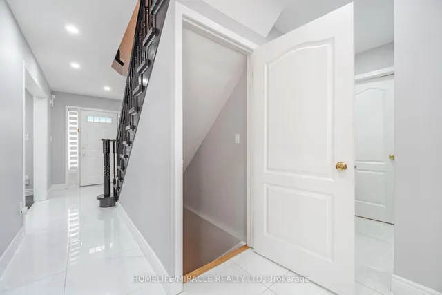 Additional image 38 of 3 Catchfly Cres