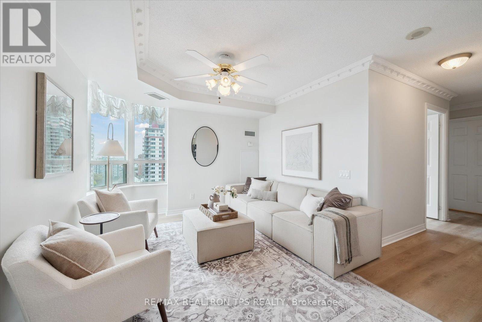 2402 - 61 TOWN CENTRE COURT|Toronto (Bendale), Ontario M1P5C5