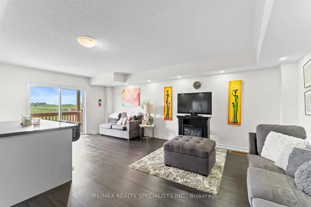 Additional image 37 of 24 Wainwright Dr