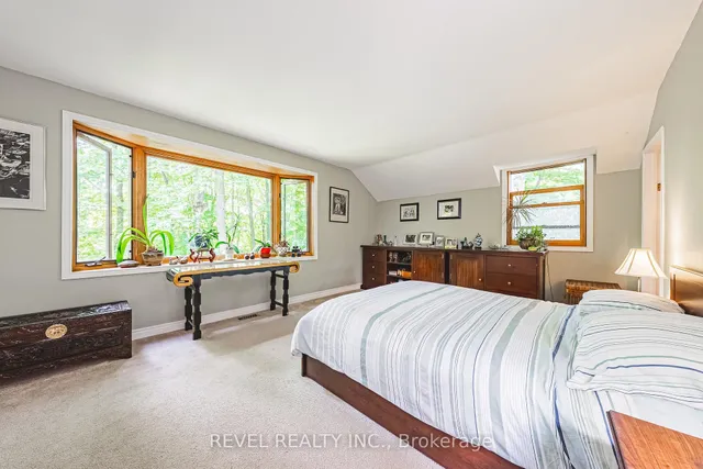 Additional image 24 of 2156 Lower Base Line