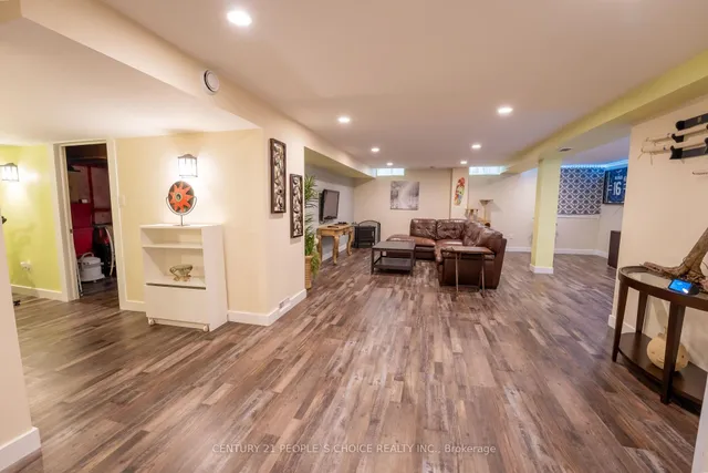 Additional image 34 of 23 Wadsworth Circ