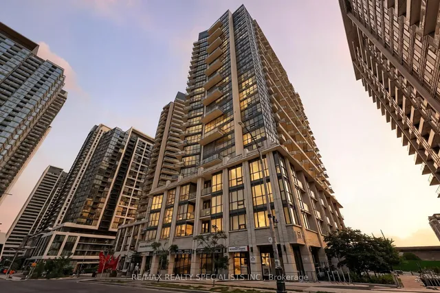 Additional image 40 of 51 East Liberty St Unit 401