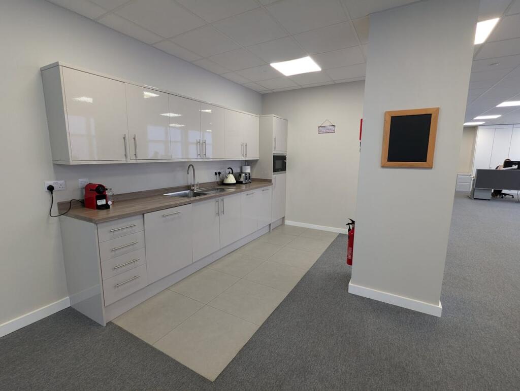 Additional image 4 of Suite 3, Phoenix House, St. Albans, AL1 5FL