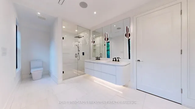 Additional image 30 of 38 Elgin Ave