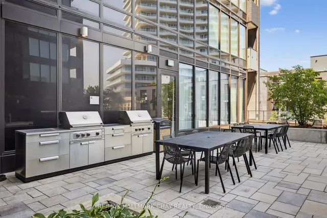 Additional image 7 of 4208 Dundas St Unit 522