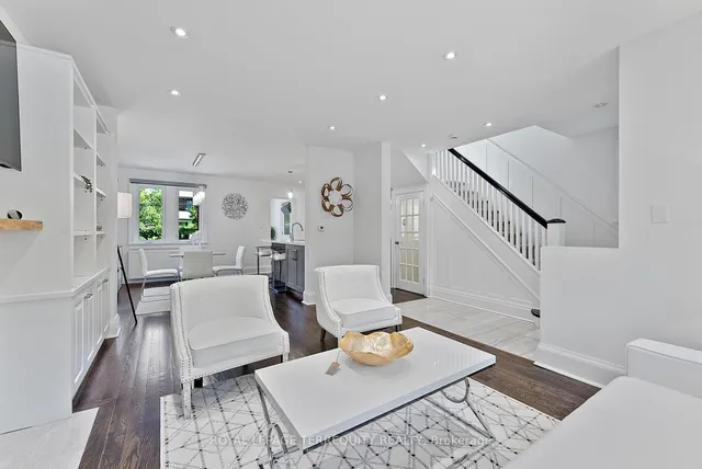 Additional image 8 of 7 Roe Ave