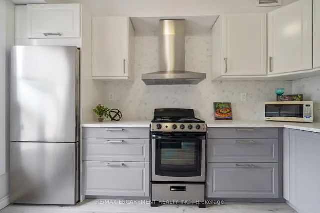 Additional image 21 of 22 Aikman Ave