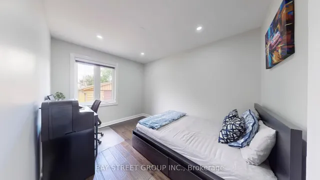 Additional image 16 of 15 Macleod St