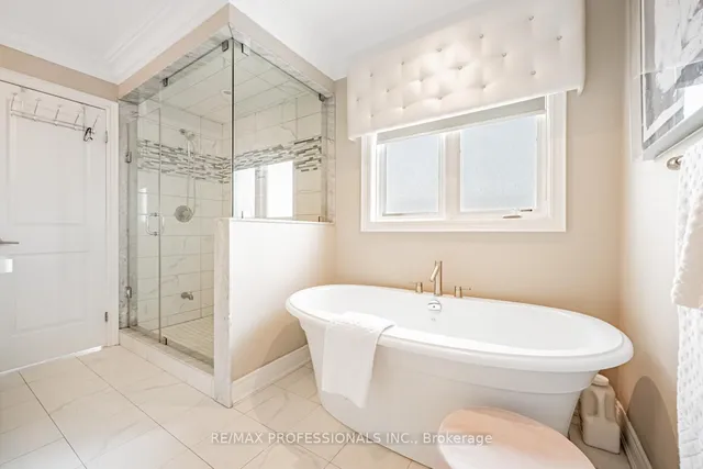 Additional image 28 of 111 Penny Lane