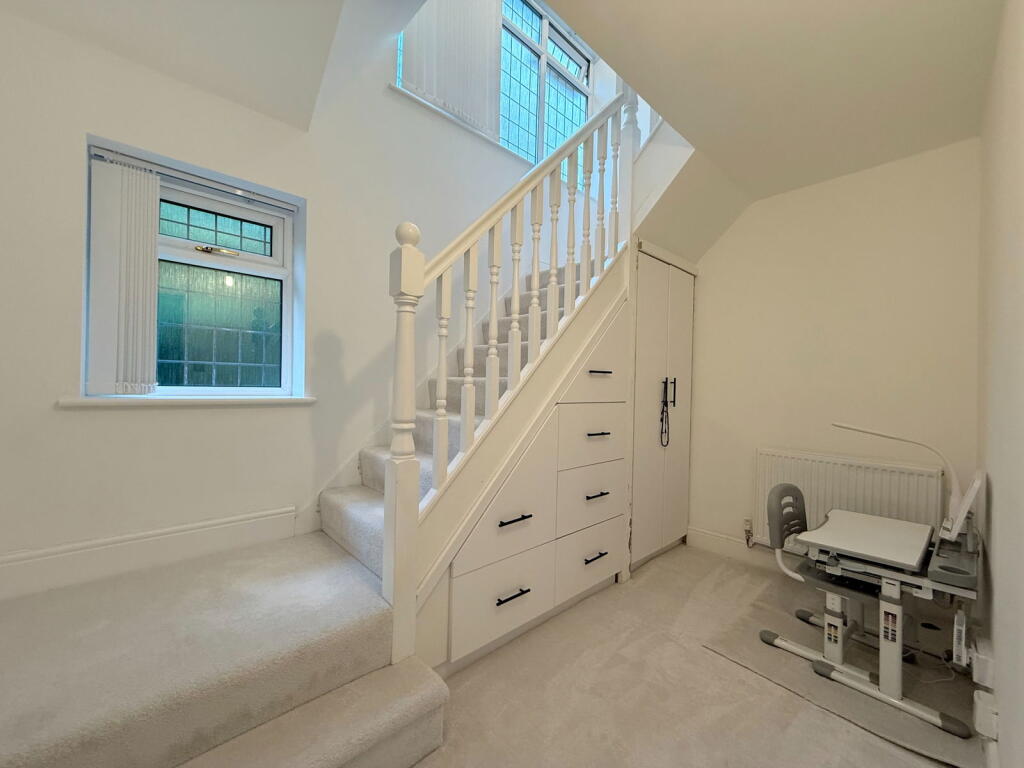 Additional image 22 of Ferndale Road, Hall Green