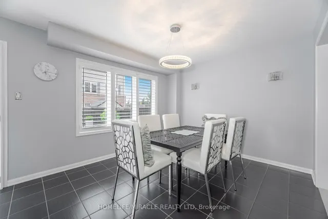 Additional image 14 of 115 Vanhorne Clse