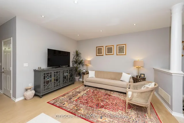 房产图片 12 - 651 Farmstead Dr 单元57