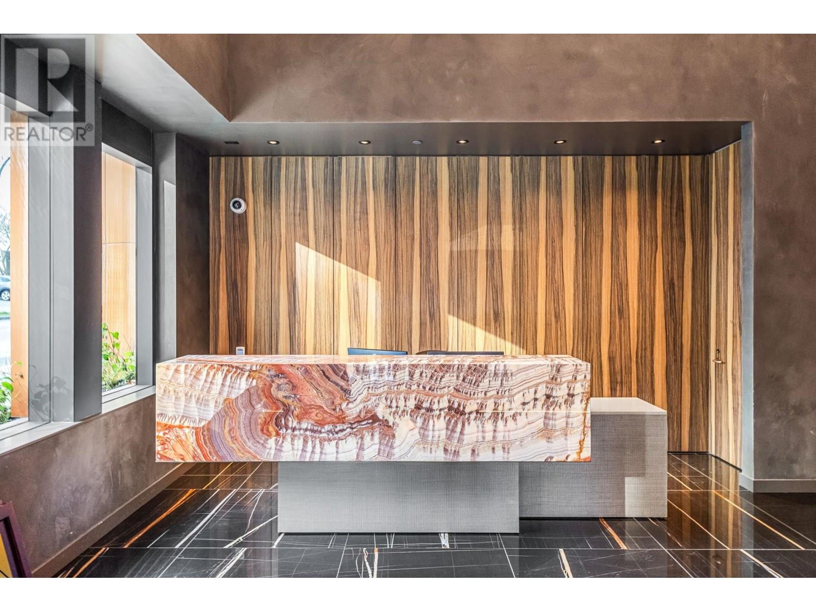 1901 1408 ROBSON STREET|Vancouver, British Columbia V6G1B9