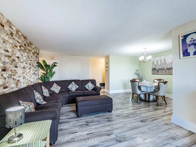 Additional image 24 of 18 Knightsbridge Rd Unit 1412