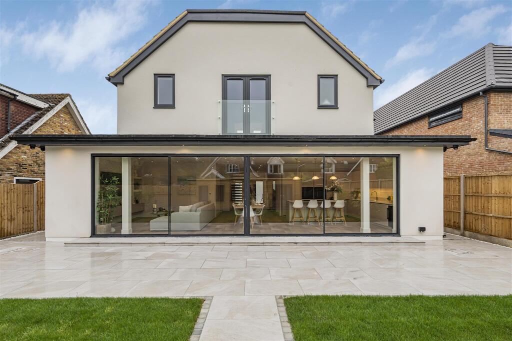 Additional image 34 of Bucknalls Drive, Bricket Wood, St. Albans