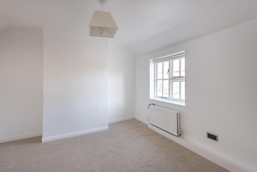 Additional image 15 of Frogmore, St. Albans, Hertfordshire, AL2