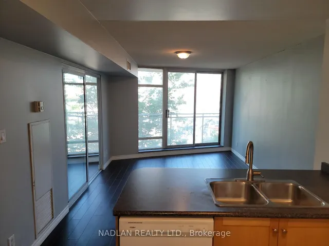 Additional image 6 of 650 Queens Quay Unit 305