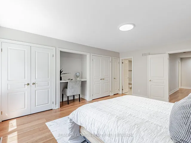 Additional image 13 of 3180 Bayview Ave Unit 3