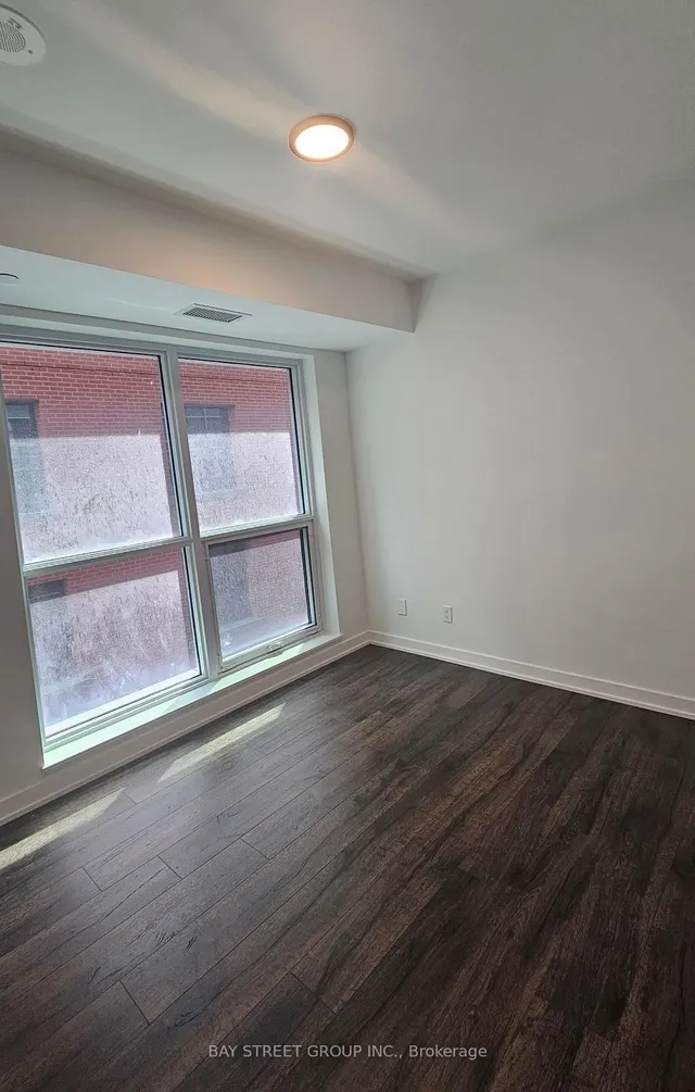 Additional image 16 of 327 King St Unit 702