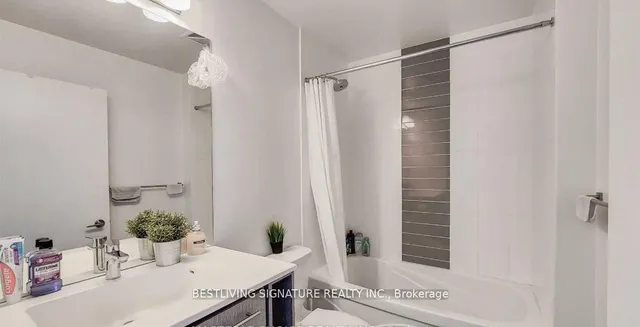 Additional image 12 of 435 Richmond St Unit 1409