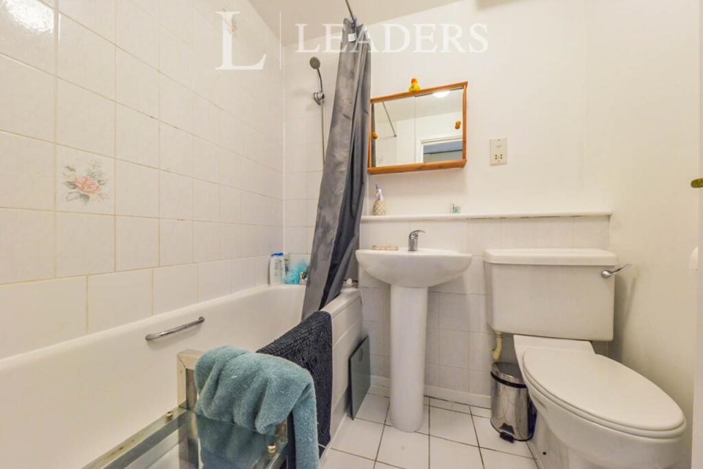 Additional image 5 of Worcester Court