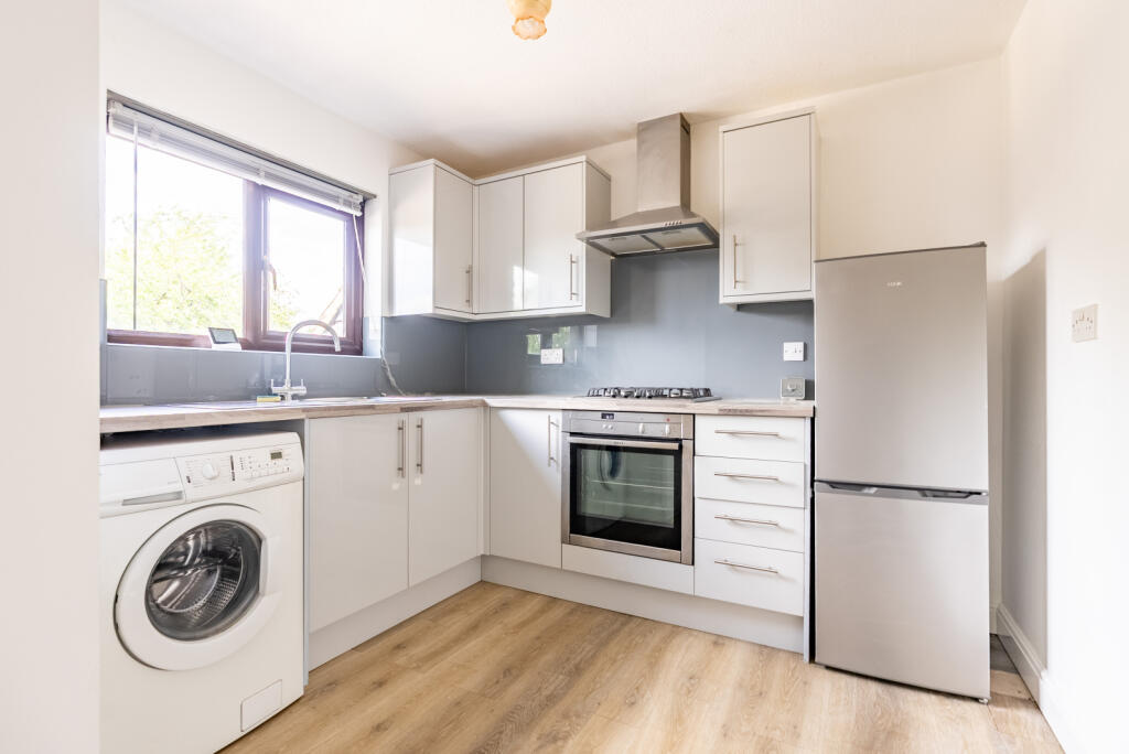 Additional image 8 of The Berries, Sandridge, St Albans, Herts, AL4