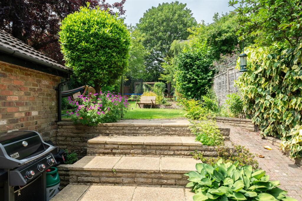 Additional image 30 of Blenheim Road, St. Albans