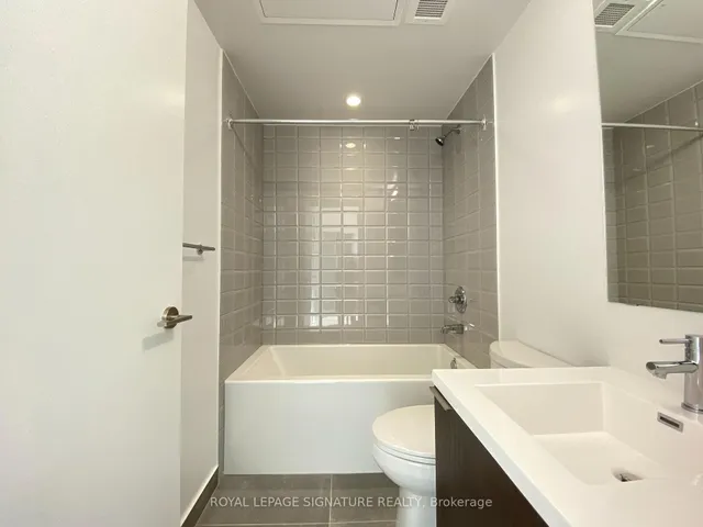 Additional image 13 of 203 College St Unit 903