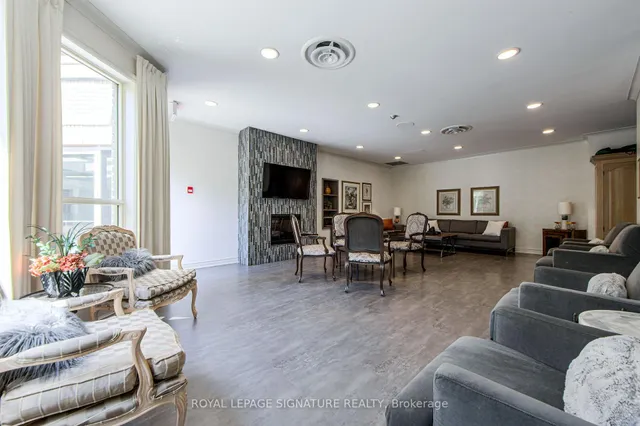 Additional image 43 of 55 Kingsbridge Garden Circ Unit 2111