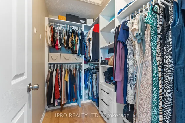 房产图片 20 - 42 Meadow Wood Cres