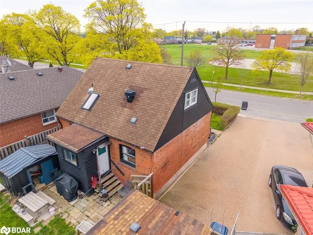 Additional image 17 of 65 Barrhead Cres