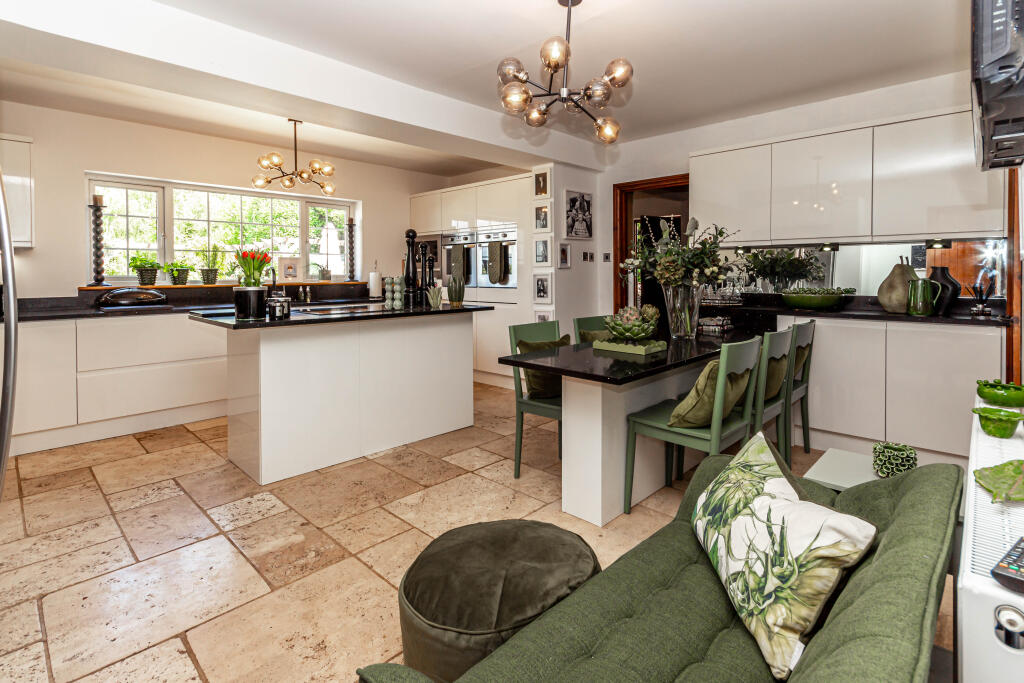 Additional image 6 of Rabley Heath, Welwyn, Hertfordshire, AL6