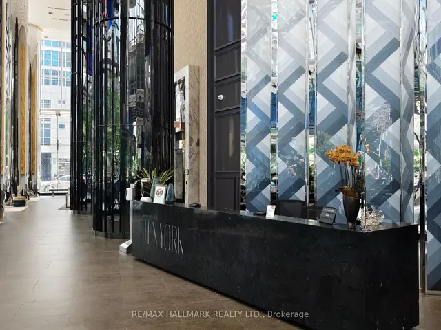 Additional image 4 of 10 York St Unit 1905