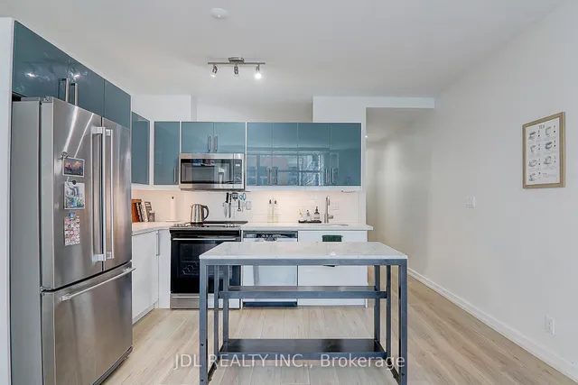 Additional image 8 of 36 Blue Jays Way Unit 610