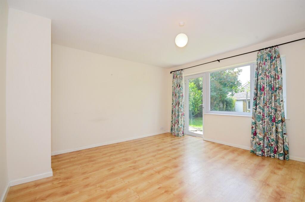 Additional image 6 of Grove Road, Harpenden