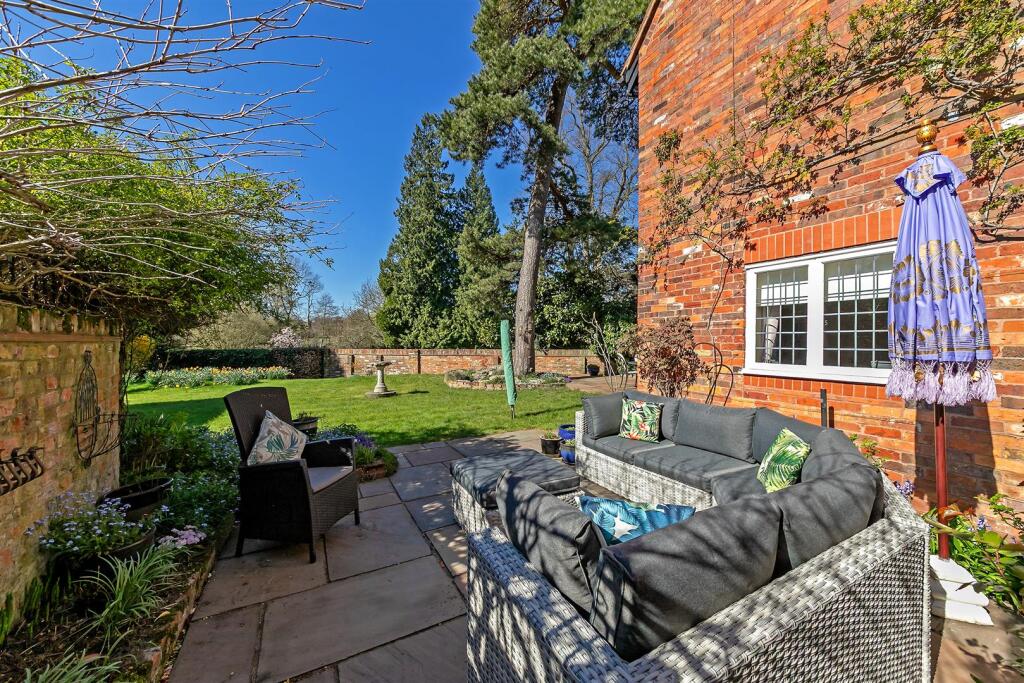 Additional image 28 of Fishpool Street, St. Albans