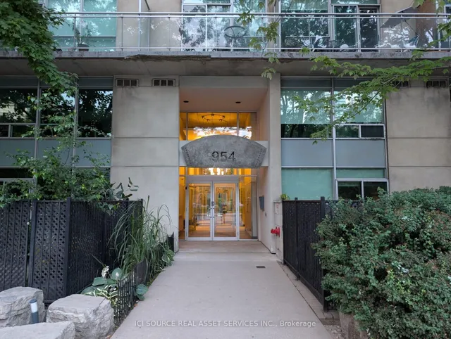 Additional image 33 of 954 King St Unit 319