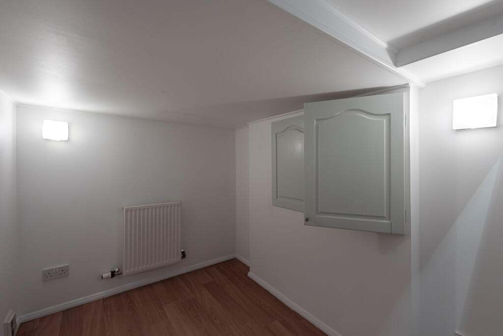 Additional image 5 of Frogmore, St. Albans, Hertfordshire, AL2