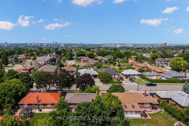 Additional image 41 of 2522 Keele St Unit 704