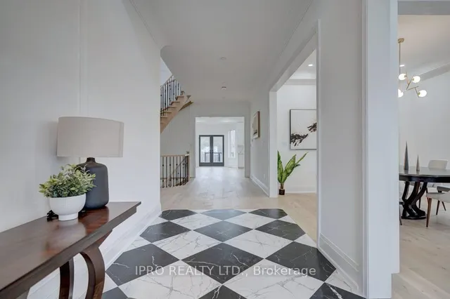 Additional image 3 of 12 Euclid Ave