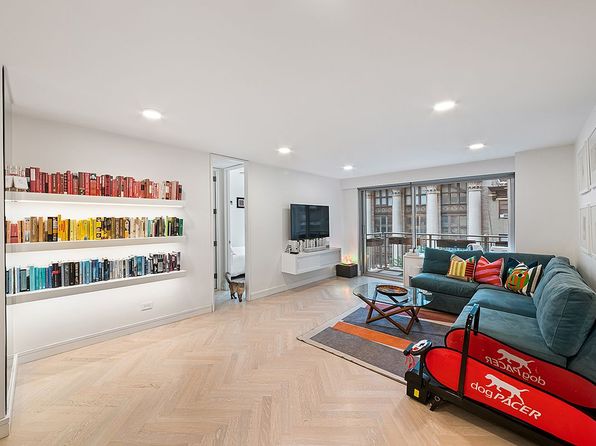 132 E 35th St, New York, NY 