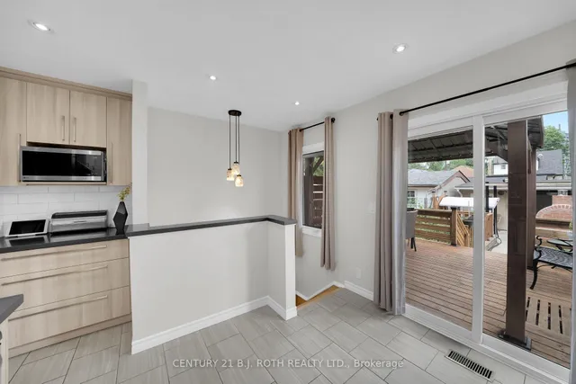 Additional image 13 of 78 PRITCHARD Ave