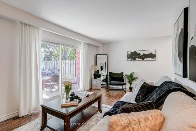 Additional image 9 of 371 Bronte St Unit 5